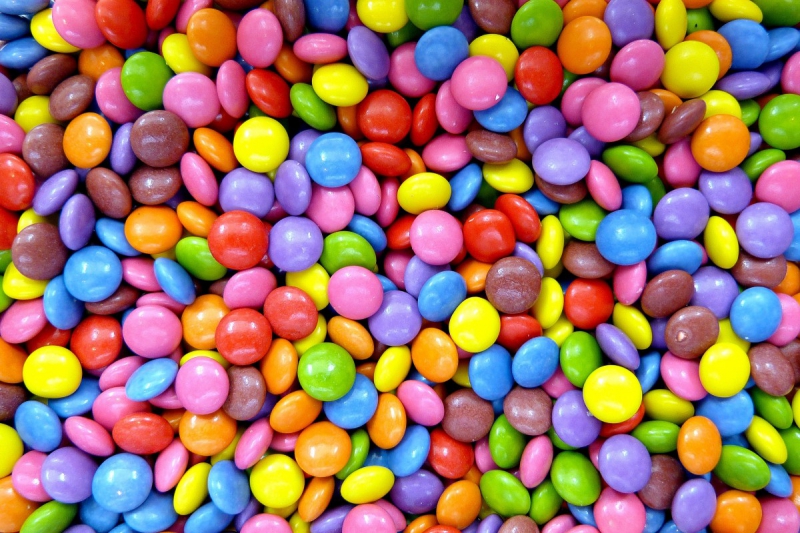 confiserie-ST MARTIN DE PALLIERES-min_smarties_confectionery_lenses-1150911